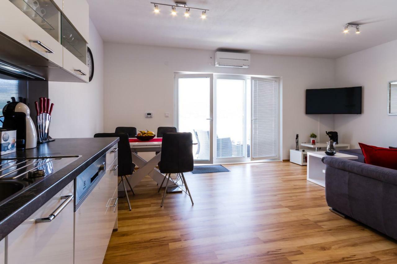 Apartman Orlando Zrnovo ภายนอก รูปภาพ